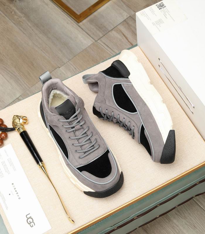 UGG Shearling-Lined Chunky Sneaker 'Grey/Black'