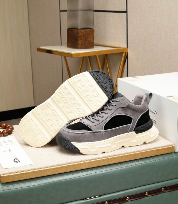 UGG Shearling-Lined Chunky Sneaker 'Grey/Black'